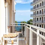 Sonrisita * Miami Playa